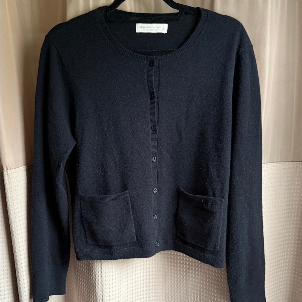 Abercrombie & Fitch 100% Cashmere Elegant Black Cardigan Sweater